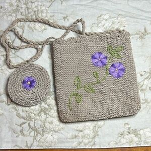Vintage Purple pansy crocheted bag with attached coin purse. GUC.